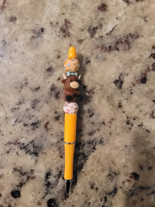 Highland Cow Beaded Pen | Handmade Farmhouse Ballpoint Pen | Refillable Silicone Bead Pen | Cute Cow Lover Gift